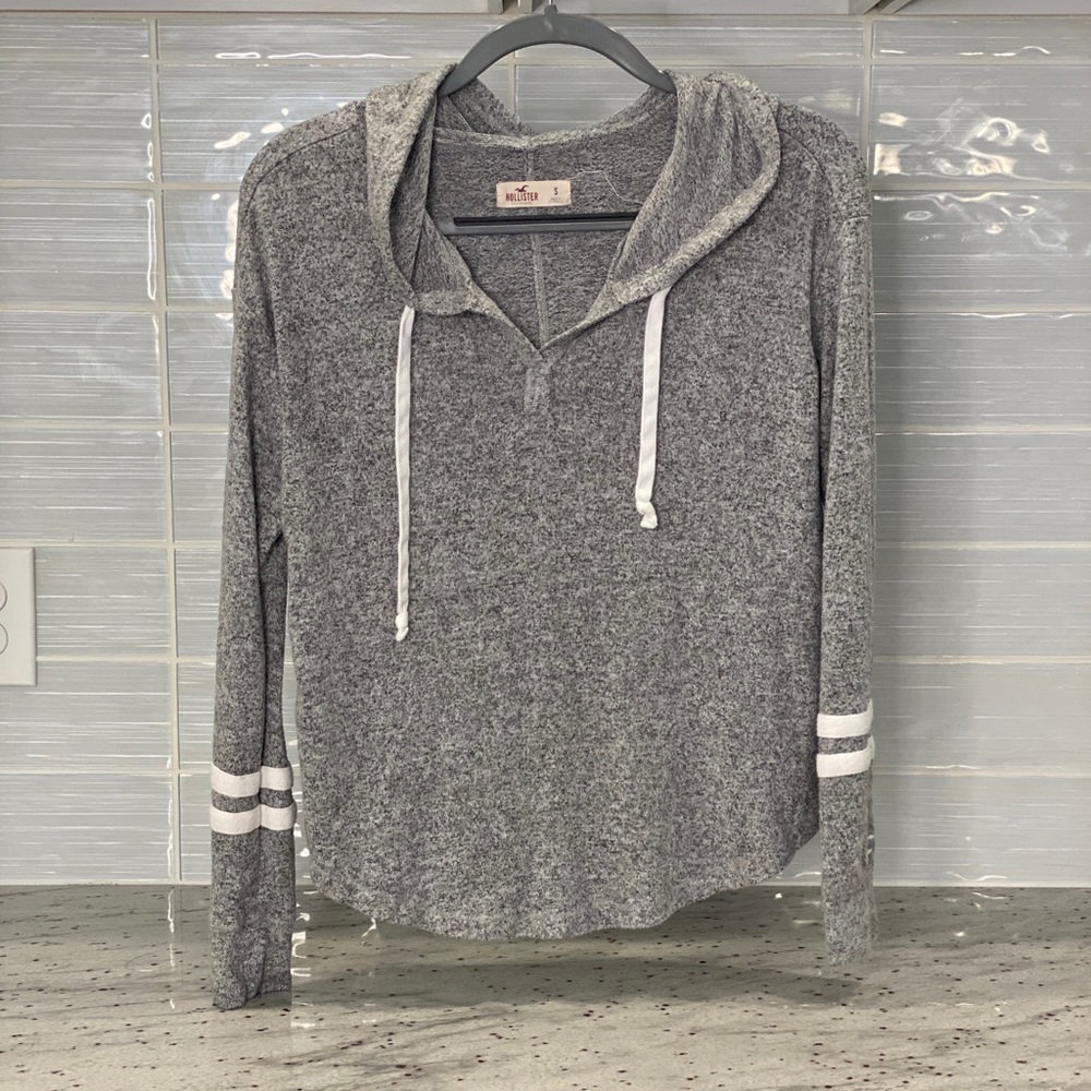 Hollister Hooded Sweater